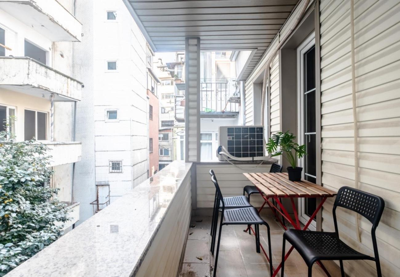 이스탄불 Exclusive Flat With Balcony In Nisantasi 아파트 외부 사진