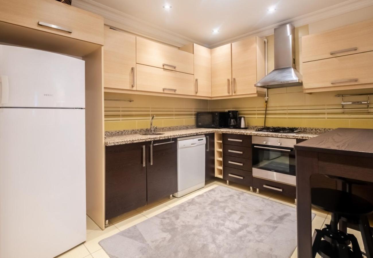 이스탄불 Exclusive Flat With Balcony In Nisantasi 아파트 외부 사진